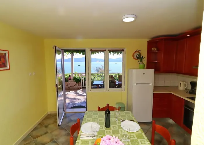 Apartments Stipo - Comfort One Bedroom Apartment With Terrace And Sea View A1