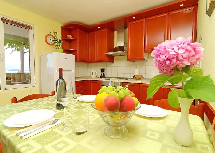 Apartments Stipo - Comfort One Bedroom Apartment With Terrace And Sea View A1
