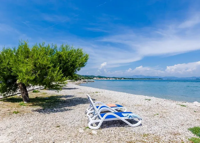Apartments By The Sea Drace, Peljesac - 10127