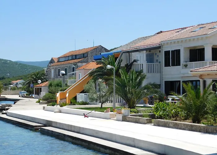 Apartments Kalafatovic